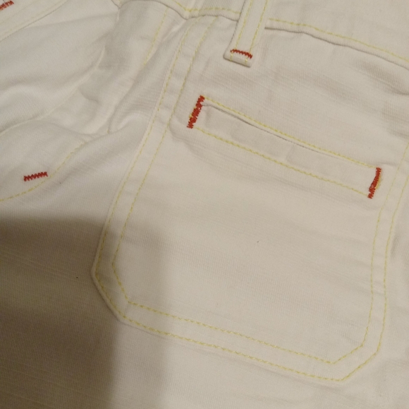 Levis Juniors Low Stretch Capri  Denim  Jeans Size 9 JR - Picture 9 of 9